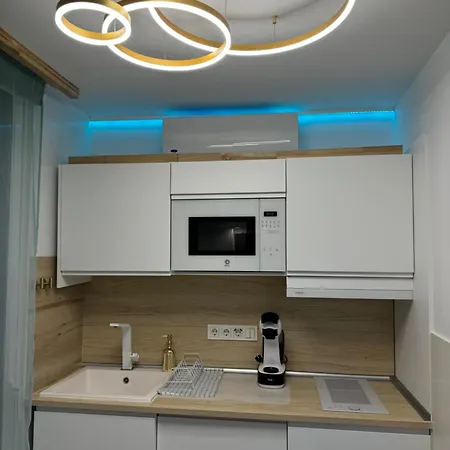 Koka Gold Samboors Apartment