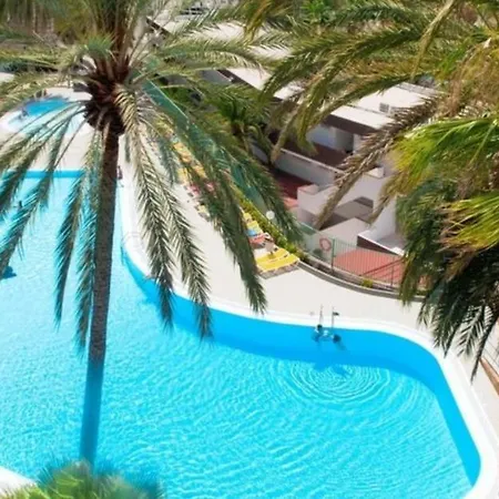 Koka Gold Samboors Apartment *